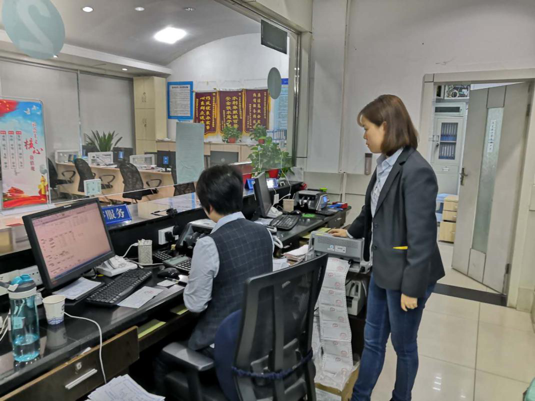 營(yíng)銷部認(rèn)真開展收費(fèi)點(diǎn)交賬督查工作